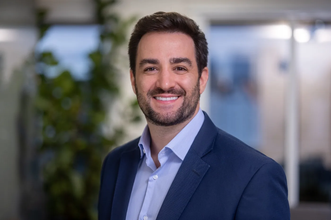 Dr. André Bim em atendimento clínico